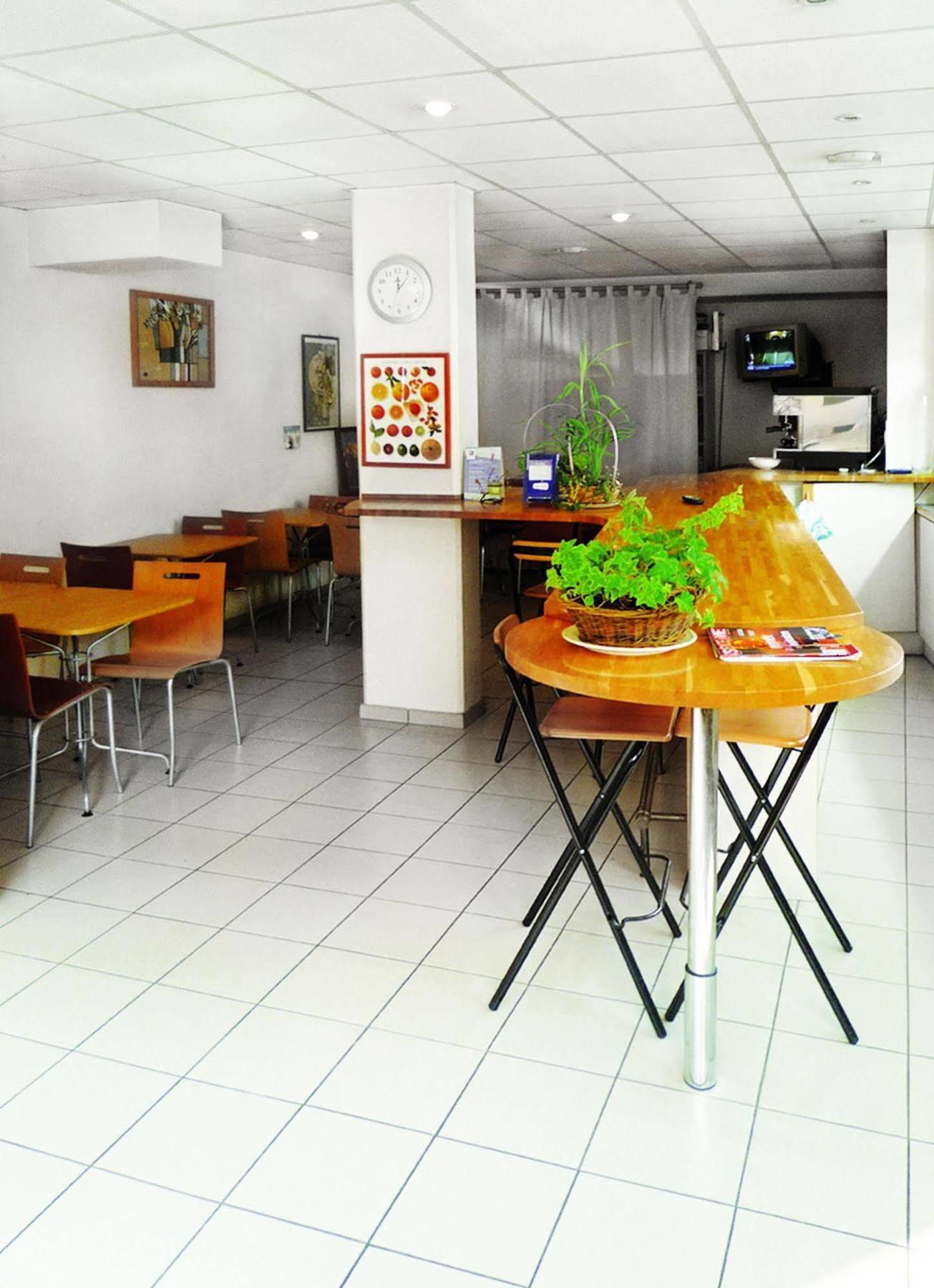 Sejours & Affaires Saint Etienne Jules Ferry Aparthotel Exteriör bild