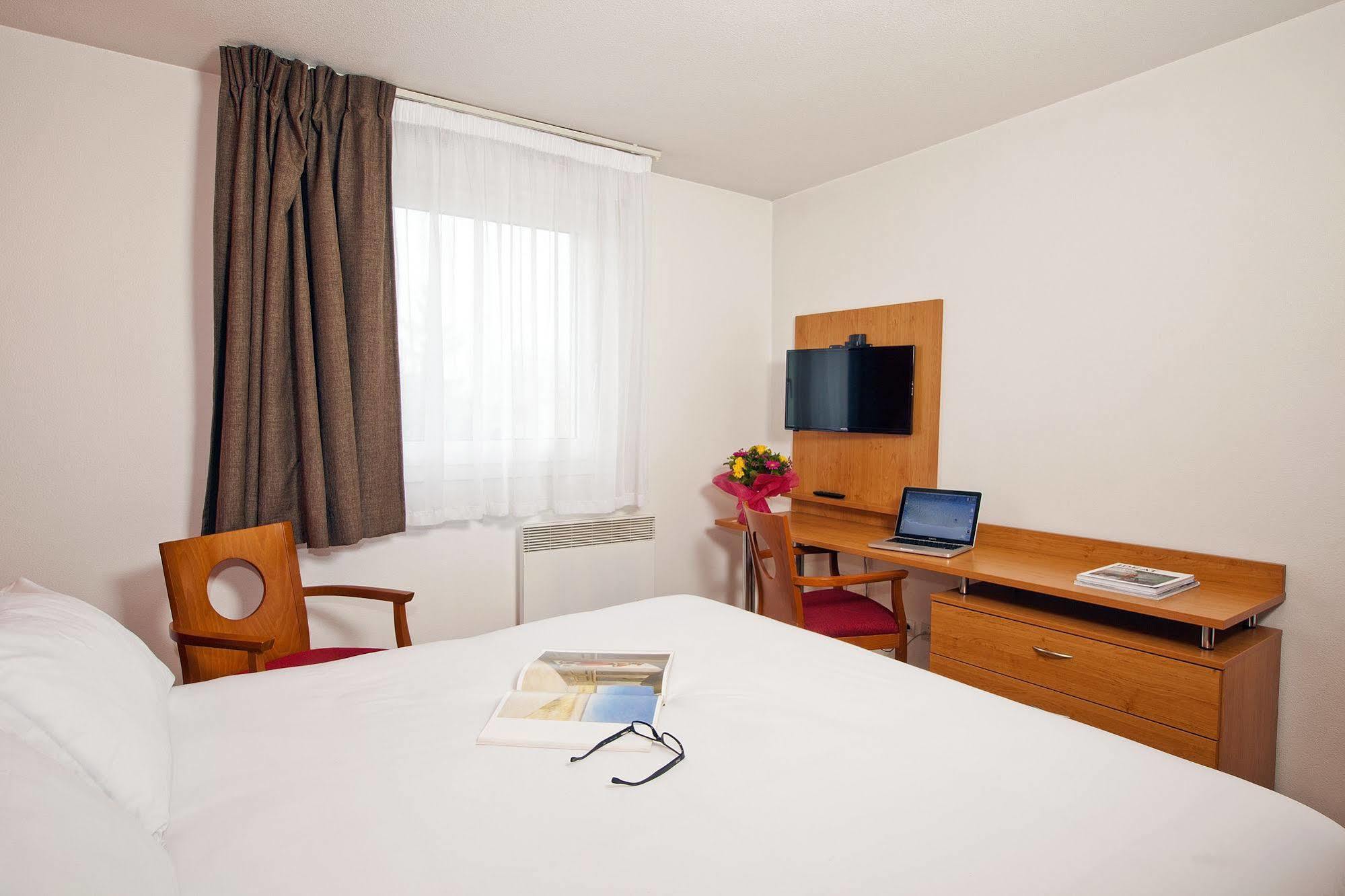 Sejours & Affaires Saint Etienne Jules Ferry Aparthotel Exteriör bild